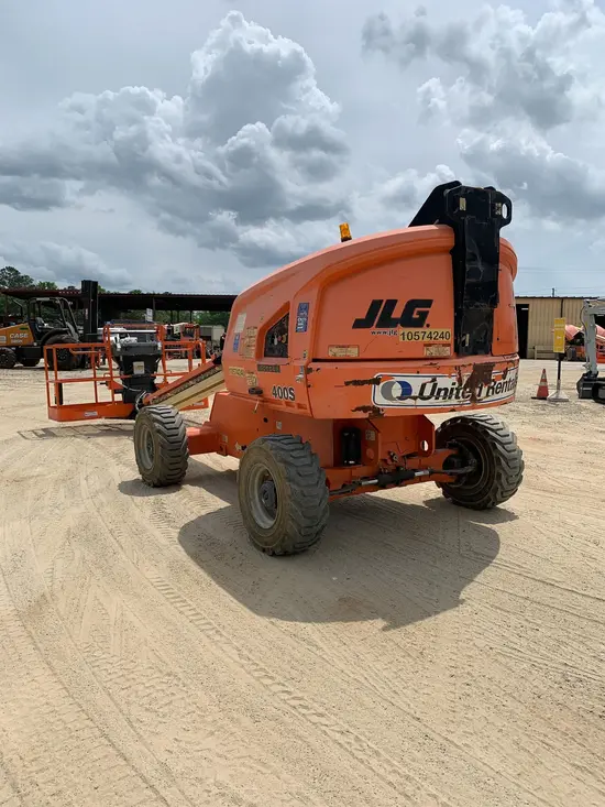 2017 JLG 400S Boom Lift