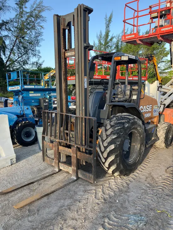 2018 Case 586H Forklift
