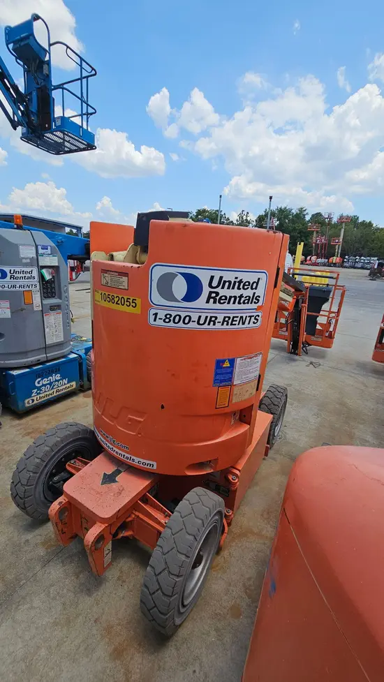 2017 JLG E300AJP Articulating Boom Lift