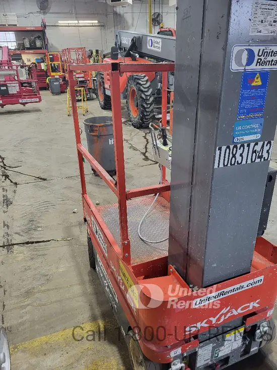 2018 Skyjack SJ16 Self-Propelled One-Person Lift