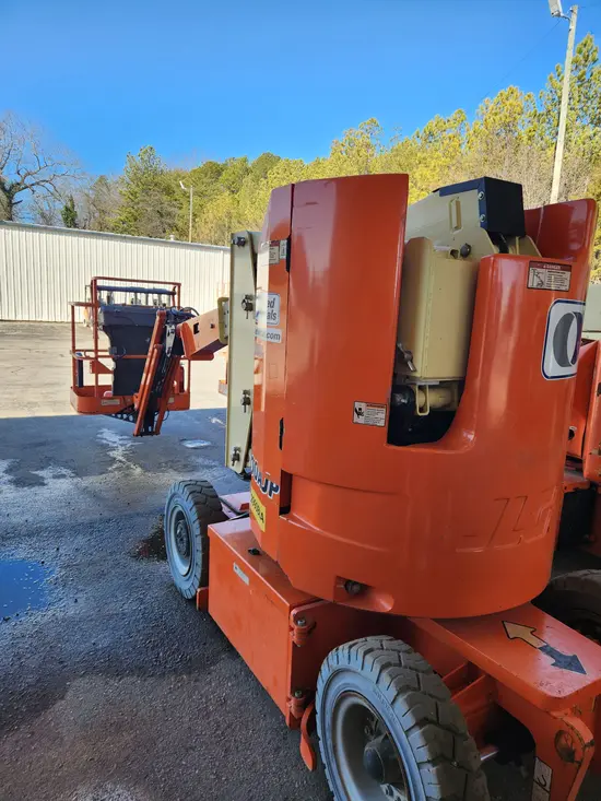 2017 JLG E300AJP Articulating Boom Lift