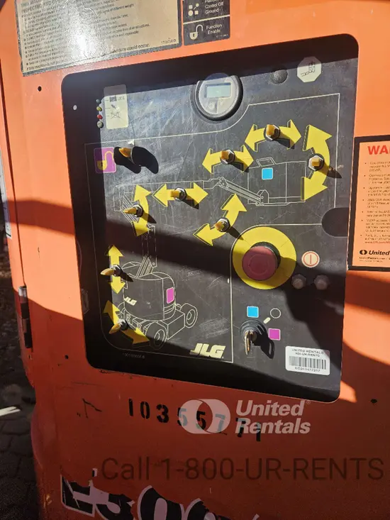 2015 JLG E300AJP Articulating Boom Lift
