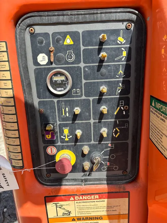 2014 JLG E450AJ Articulating Boom Lift
