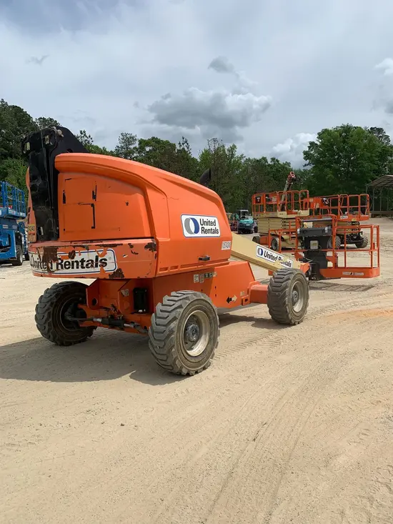 2017 JLG 400S Boom Lift