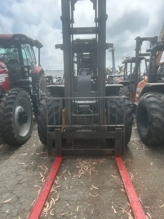 2021 Case 586H Forklift
