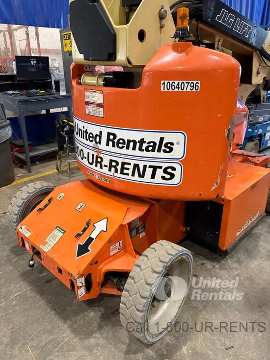 2017 JLG E400AJPN Articulating Boom Lift