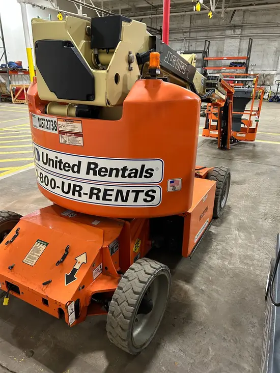 2017 JLG E400AJPN Articulating Boom Lift
