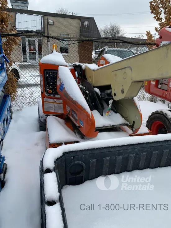 2015 JLG E450AJ Articulating Boom Lift