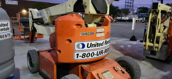 2016 JLG E450AJ Articulating Boom Lift
