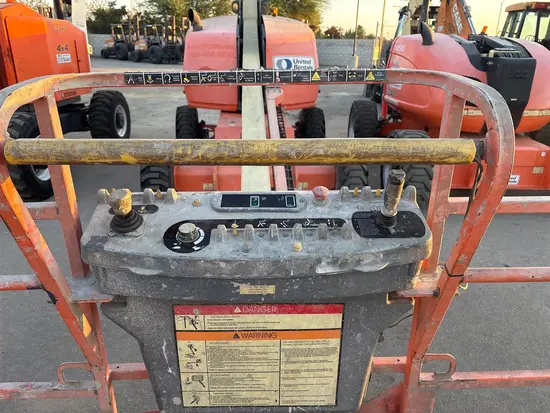 2016 JLG 400S Boom Lift