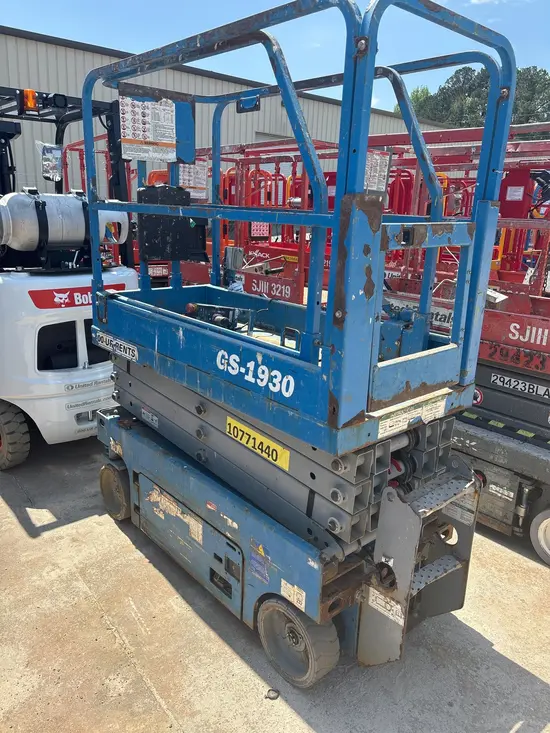 2018 Genie GS-1930 Scissor Lift