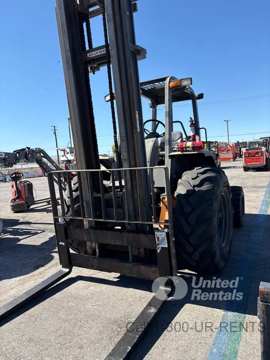 2019 Case 588H Forklift