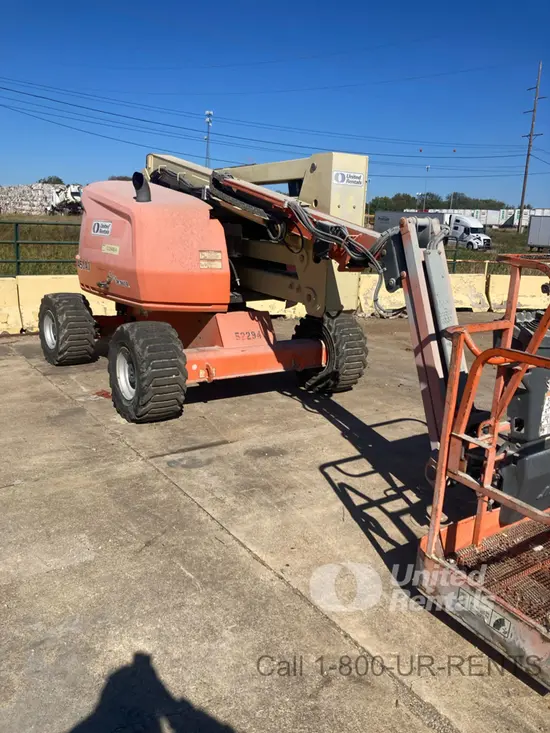 2017 JLG 450AJ Articulating Boom Lift