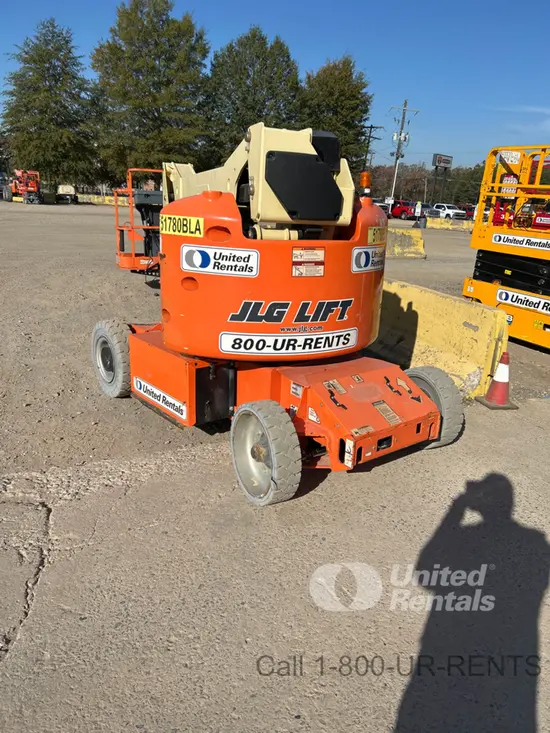 2017 JLG E400AJPN Articulating Boom Lift