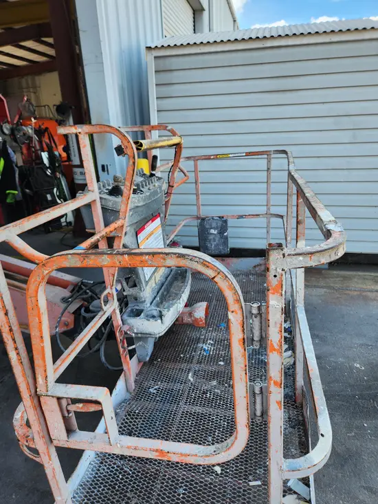 2017 JLG 600S Boom Lift