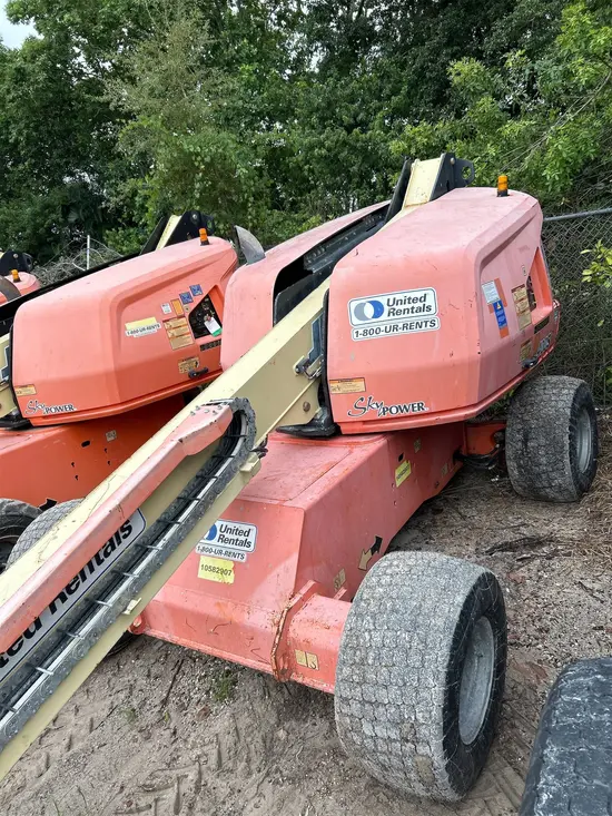 2017 JLG 400S Boom Lift