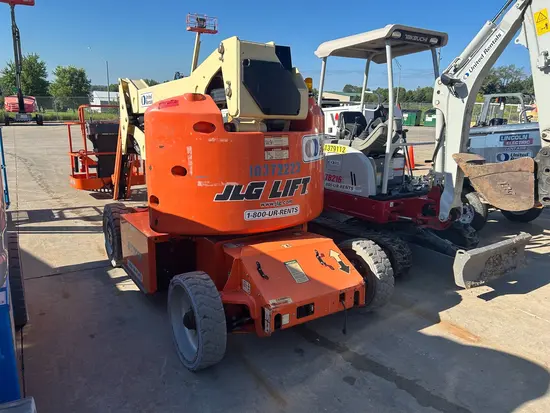2015 JLG E400AJPN Articulating Boom Lift