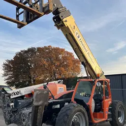 2016 JLG 1055 Forklift