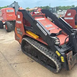 2020 Ditch Witch SK3000 Track Loader