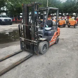 2019 Toyota 8FGU25 Warehouse Forklift