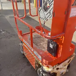 2018 JLG 1230ES Self-Propelled One-Person Lift