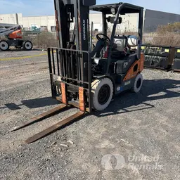 2020 Doosan G25N-7DF Warehouse Forklift