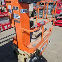2018 JLG 1230ES Self-Propelled One-Person Lift