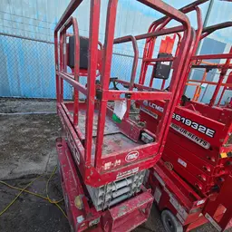 2017 MEC 1330SE Scissor Lift