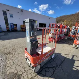 2018 Skyjack SJ12 Self-Propelled One-Person Lift
