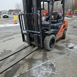 2019 Toyota 8FGU30 Warehouse Forklift