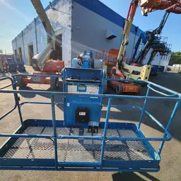 2016 Genie Z-60/37FE Articulating Boom Lift