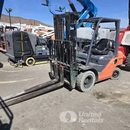 2019 Toyota 8FGU25 Warehouse Forklift