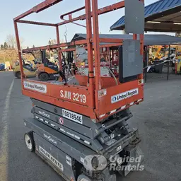 2018 Skyjack SJIII3219 Scissor Lift