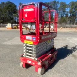 2018 MEC MICRO 19 Scissor Lift