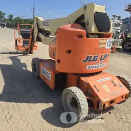 2016 JLG E400AJPN Articulating Boom Lift