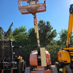 2017 JLG 450AJ Articulating Boom Lift