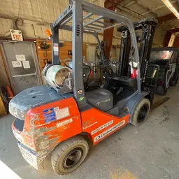 2020 Toyota 8FGU30 Warehouse Forklift