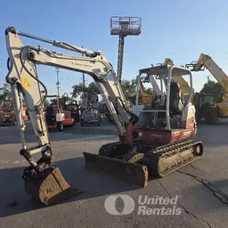 2019 Takeuchi TB250-2 Mini Excavator