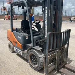 2015 Doosan D30S-7 Forklift
