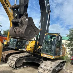 2019 John Deere 350G Excavator