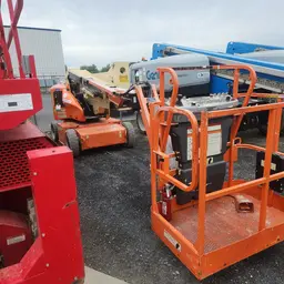 2016 JLG E400AJPN Articulating Boom Lift
