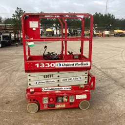 2018 MEC 1330SE Scissor Lift