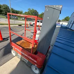 2017 Skyjack SJ16 Self-Propelled One-Person Lift