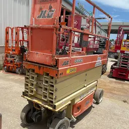 2017 JLG 2632ES Scissor Lift