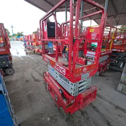 2017 MEC 1330SE Scissor Lift