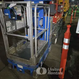 2019 Genie GR-12 Self-Propelled One-Person Lift