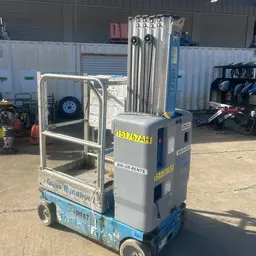 2015 Genie GR-20 Self-Propelled One-Person Lift