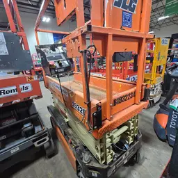2018 JLG 1932R Scissor Lift