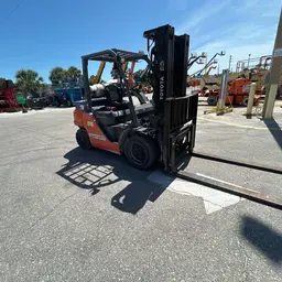 2019 Toyota 8FG35U Warehouse Forklift