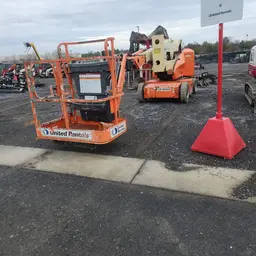 2016 JLG E400AJPN Articulating Boom Lift